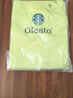 NWT Starbucks Oleato Yellow Apron